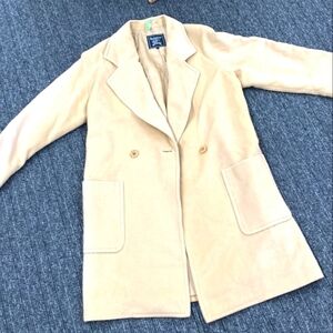 Burberrys  double-breasted Cashmere coat.